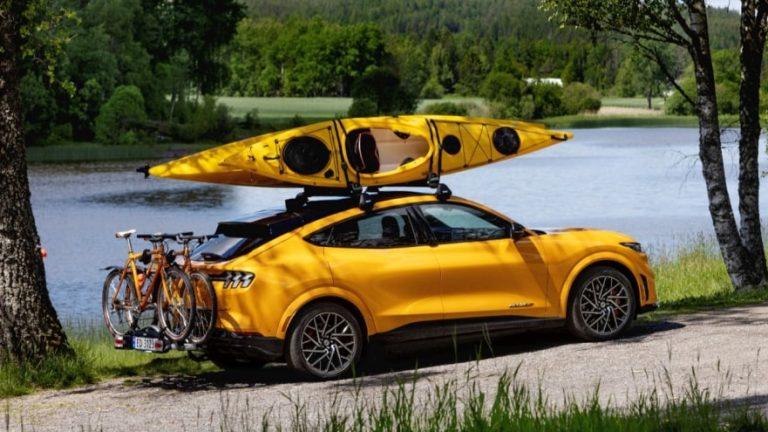 FORD SENKT DIE PREISE FÜR DEN MUSTANG MACH-E UND BIETET ZUSÄTZLICHE PRÄMIEN