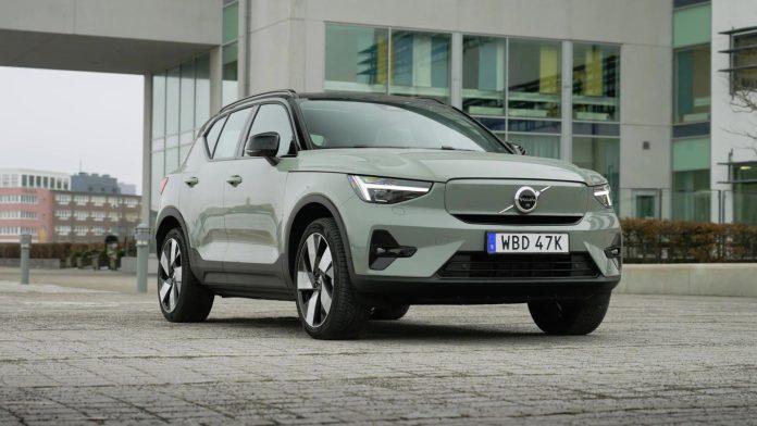 311274_MY24_Volvo_XC40_B-Roll_168326991149654