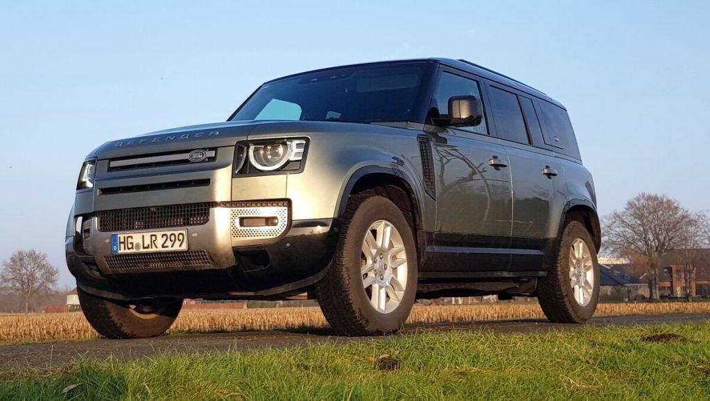 LAND ROVER DEFENDER 110