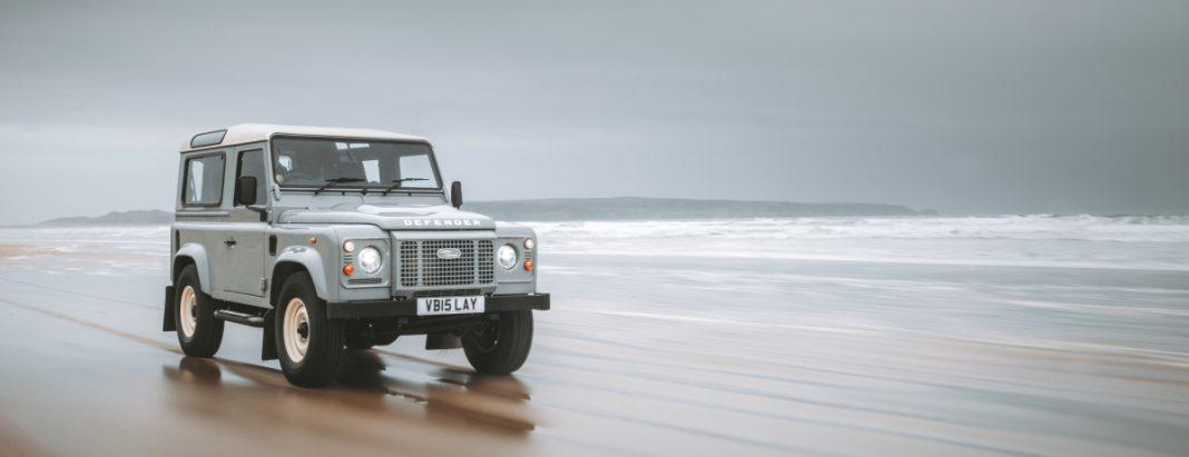 LAND ROVER CLASSIC REVEALS CLASSIC DEFENDER WORKS V8 ISLAY EDITION LAND ROVER CLASSIC REVEALS CLASSIC DEFENDER WORKS V8 ISLAY EDITION