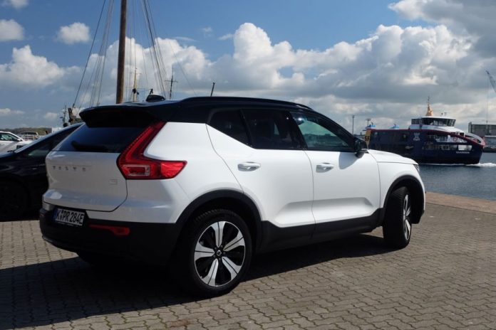 xc40_1-930x620