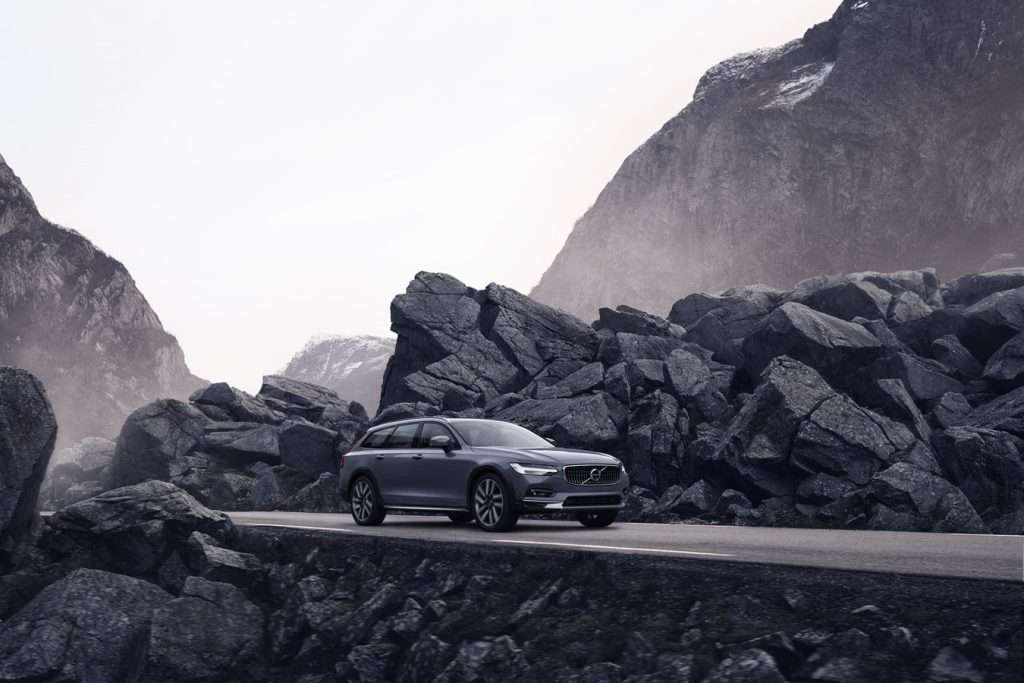 Volvo V90 CC ist „Allradauto des Jahres 2023”