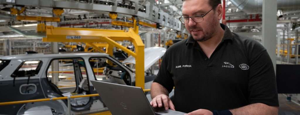 JLR TRAINS HUNDREDS IN NEW DATA SKILLS
