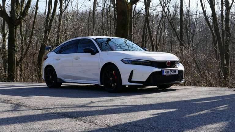 TEST HONDA CIVIC TYPE R UND TOYOTA GR86