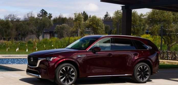 Der-CX-90-ist-Mazdas-Flaggschiff-in-den-USA