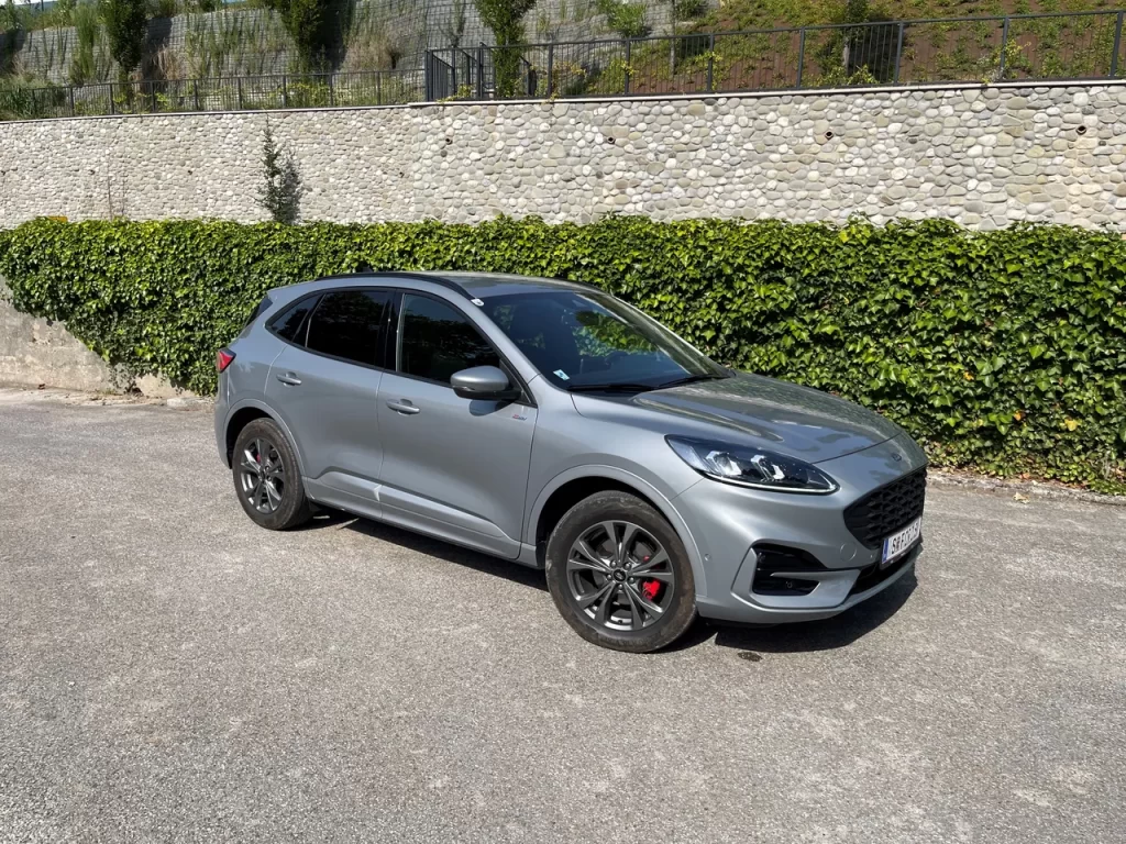 Ford Kuga FHEV: Ein SUV-Alleskönner als Hybrid-Sparprofi