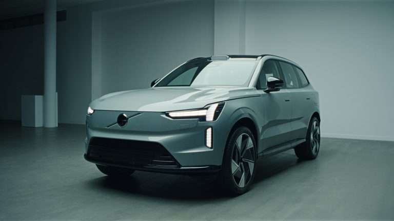 Neue Modellausführungen für den Volvo EX90