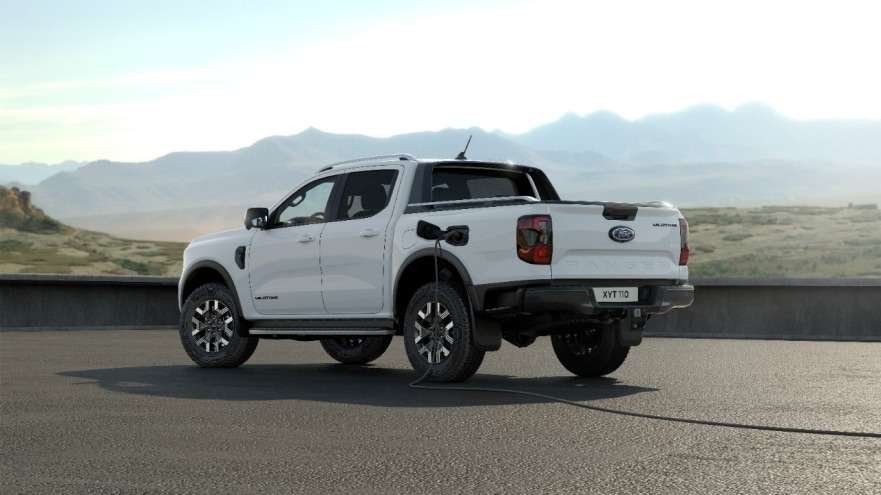 FORD RANGER MIT PLUG-IN-HYBRIDANTRIEB: FORD RANGER MIT PLUG-IN-HYBRIDANTRIEB: