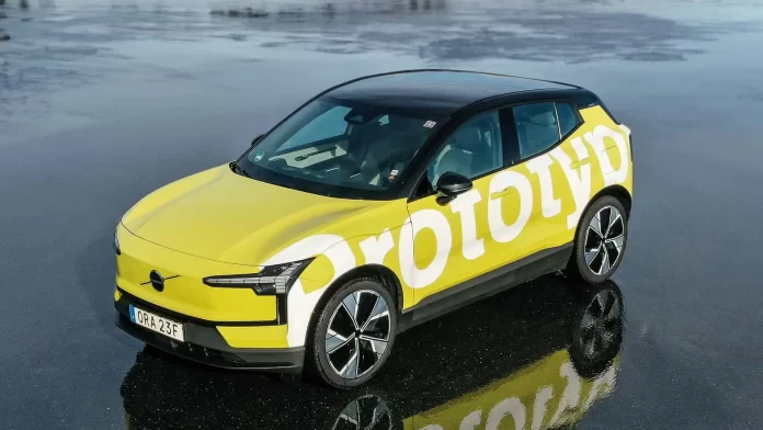2025-volvo-ex30-first-ride-review