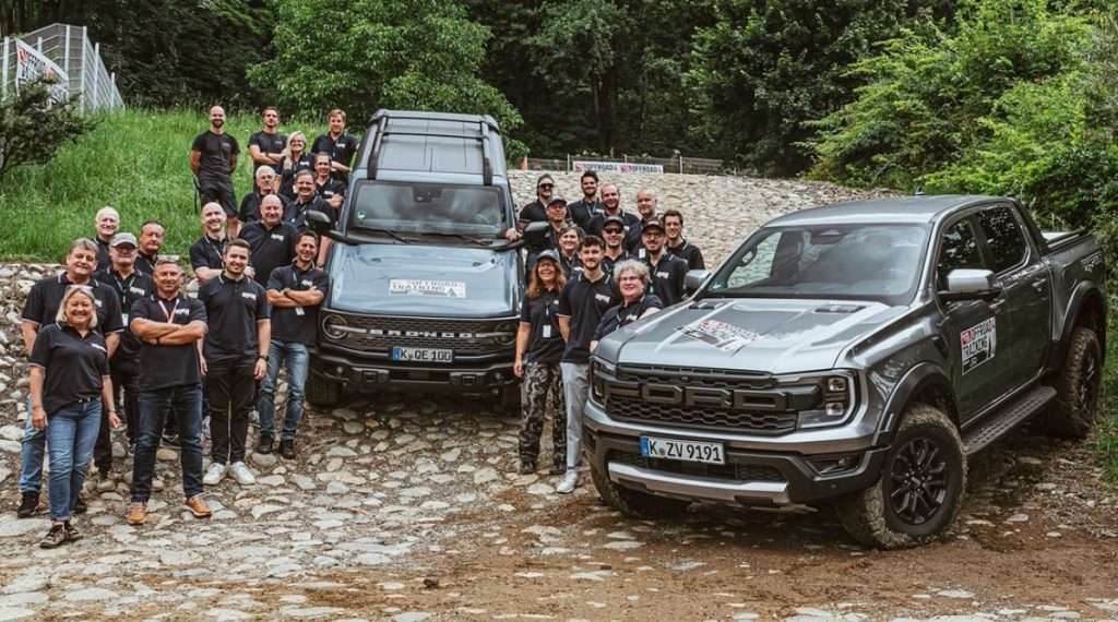 Offroad mit Bronco und Ranger Raptor