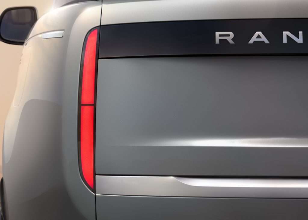 EIN NEUES ZEITALTER FÜR RANGE ROVER: