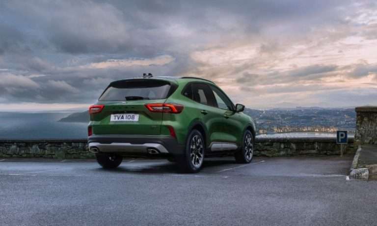 FORD ERNEUERT DEN KUGA