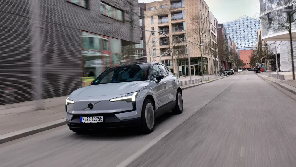 EX30 im t-online-Test