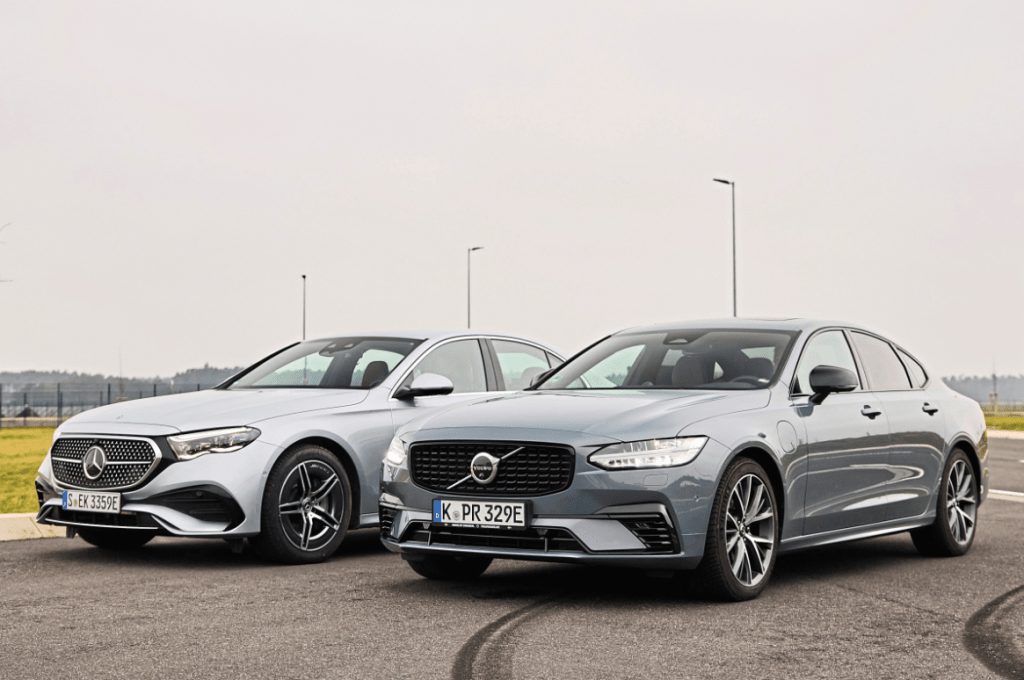 Mercedes E 400 e 4Matic, Volvo S90 Recharge T8 AWD: Test