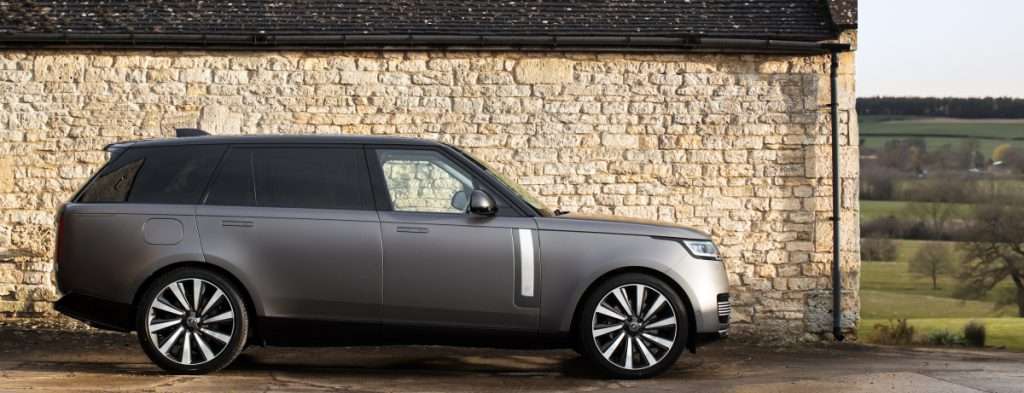 RANGE ROVER PRESENTS THE SV ‘BURFORD EDITION’, AN EXCLUSIVE CURATION INSPIRED BY THE COTSWOLDS