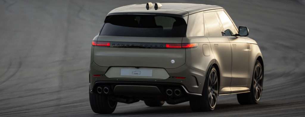 RANGE ROVER SPORT SV BRAKING PERFORMANCE SETS NEW STANDARDS