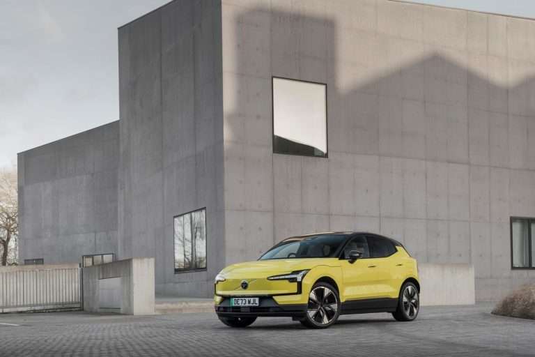 Volvo EX30 lifts Best EV Crossover title in the 2024 Topgear.com Electric Awards