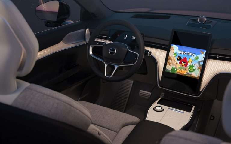 Kultspiel „Angry Birds“ ab sofort in vielen Volvo Modellen verfügbar