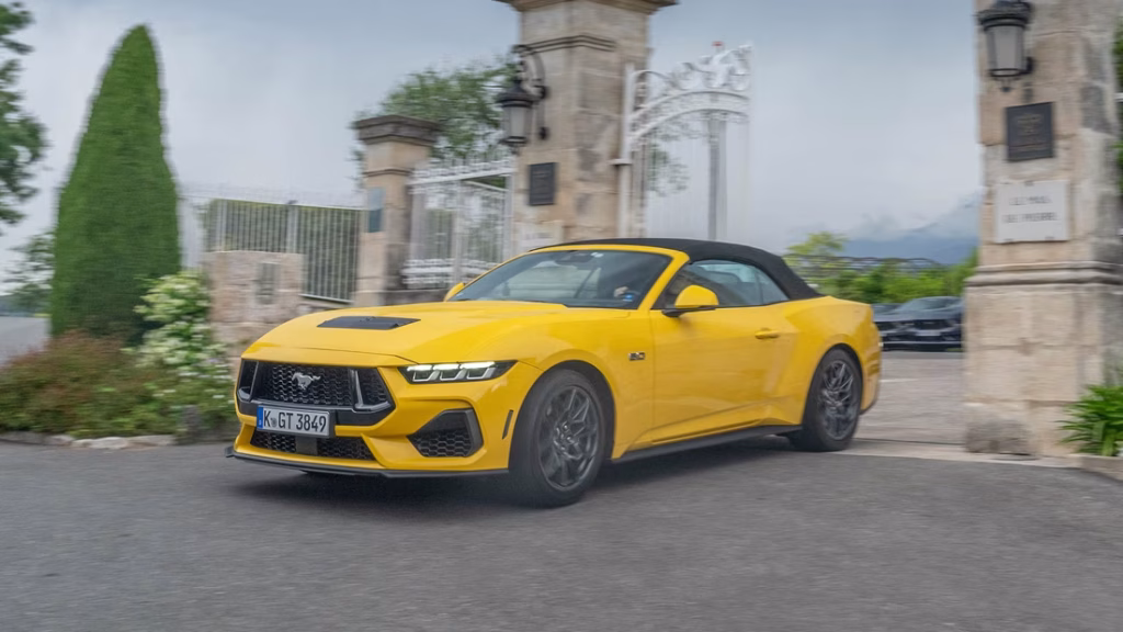FORD MUSTANG (GENERATION 7) IM FAHRBERICHT