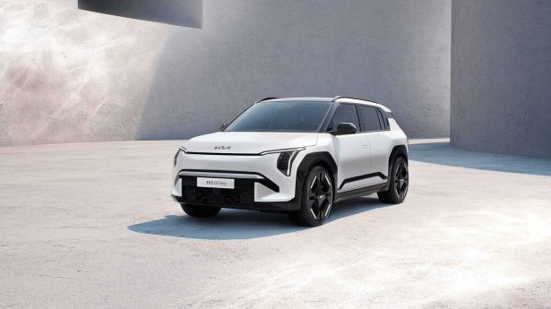 Kia hat heute die Details zum neuen, rein elektrisch angetriebenen Kompakt-SUV EV3 bekanntgegeben Kia hat heute die Details zum neuen, rein elektrisch angetriebenen Kompakt-SUV EV3 bekanntgegeben