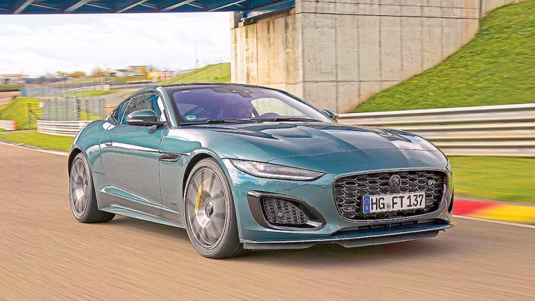 Jaguar F-Type R75: Supertest