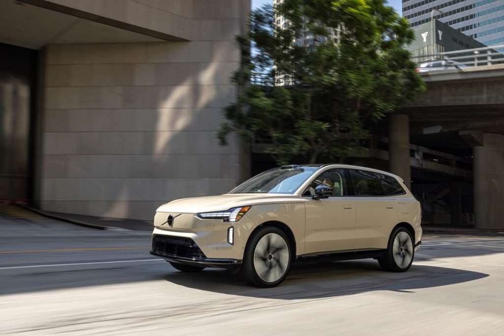 Volvo EX90 ist „Auto Bild Wertmeister 2024“