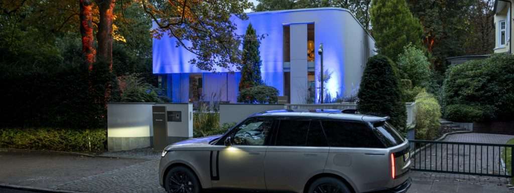 PREMIERE FÜR DEN RANGE ROVER SPORT EDITION TWO IM RANGE ROVER HOUSE IN HAMBURG