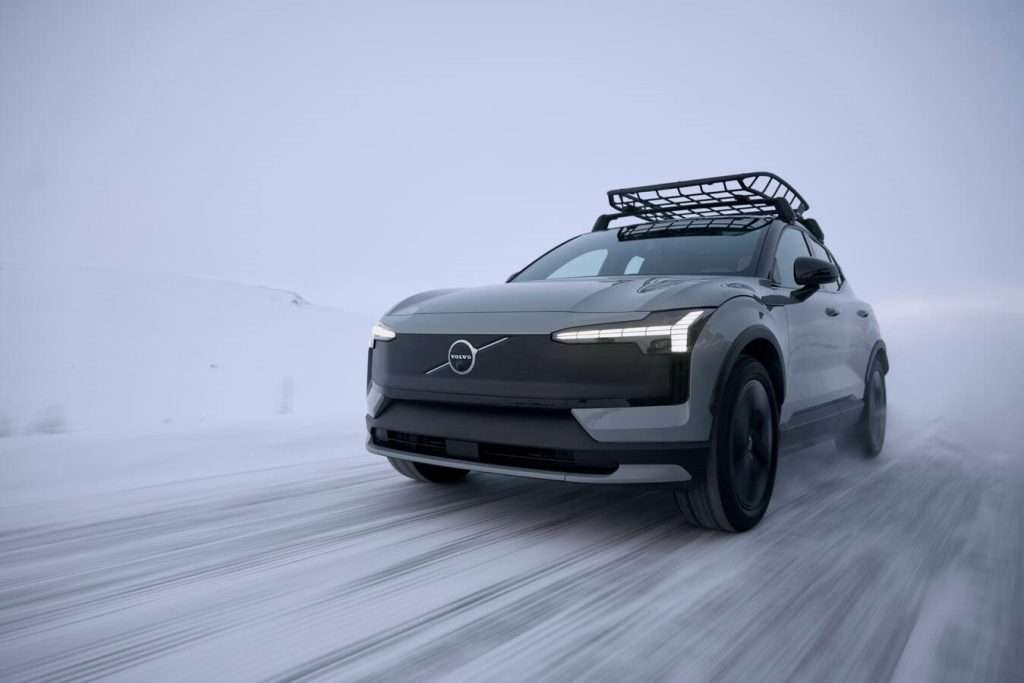 Der neue Volvo EX30 Cross Country: Vollelektrisch ins Abenteuer