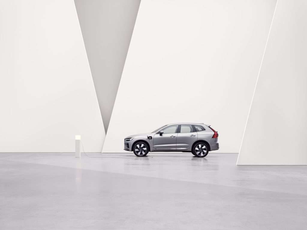 Siegeszug mit Stecker: Volvo XC60 ist auch im neuen Jahr Deutschlands beliebtester Plug-in-Hybrid