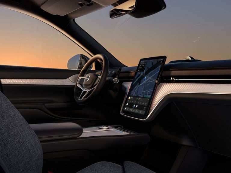 Volvo EX90 named 2025 Wards 10 Best Interior & UX award winner