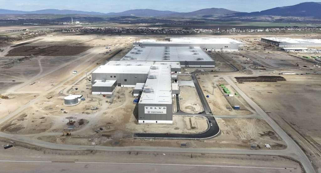 Volvo Cars plant Fertigung des Polestar 7 im neuen Produktionswerk in der Slowakei