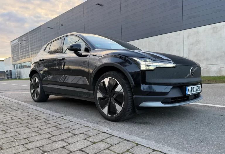 Volvo EX30 Cross Country Test: Ein Zweitauto mit Sportwagen-Leistung