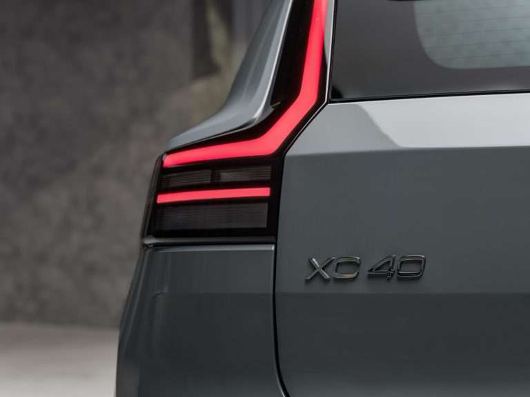 Volvo XC40, EX40 und EC40 rollen ins neue Modelljahr