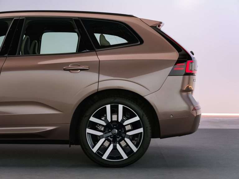 Volvo XC60 Facelift 2027: