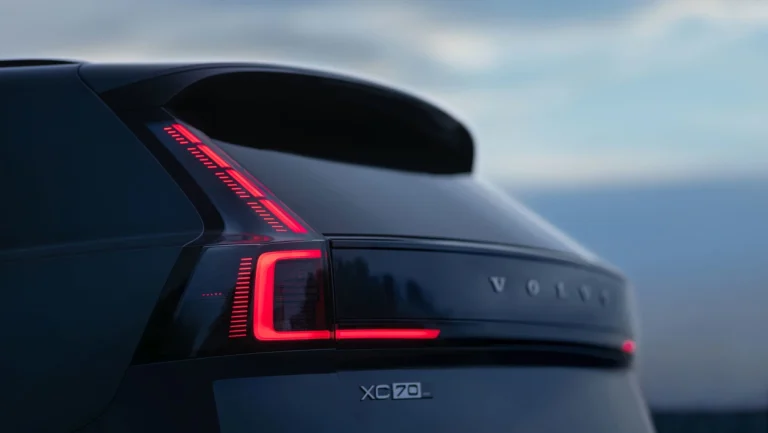 Der neue Volvo XC70 (2026) im Auto-Express-Test: