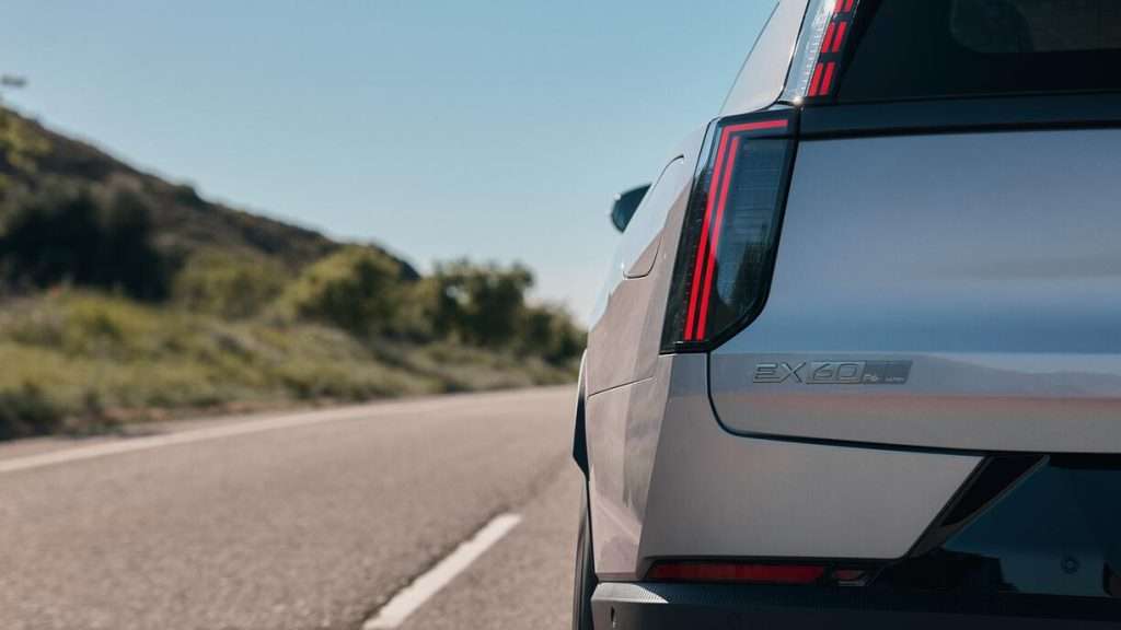 Volvo EX60 (2026) im Test bei Auto Trader: