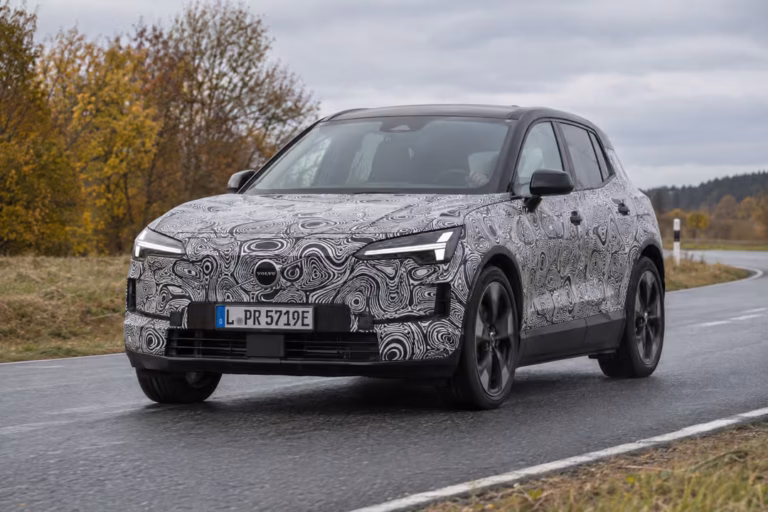 Volvo EX50: Neues Elektro-SUV soll 2027 den EX40 ablösen
